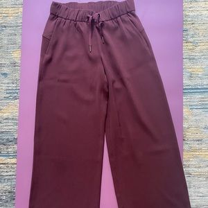 Lulu lemon cropped pants